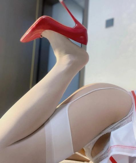 亚洲精品少妇久久久海角_4K超清在线观看