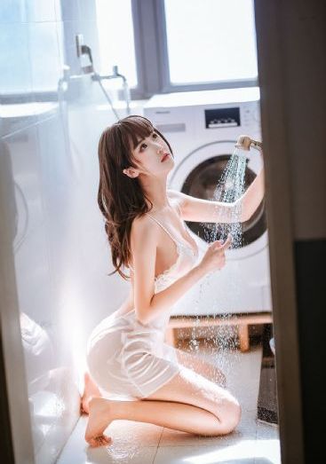 制服肉丝袜亚洲中文字幕_高清在线观看高清