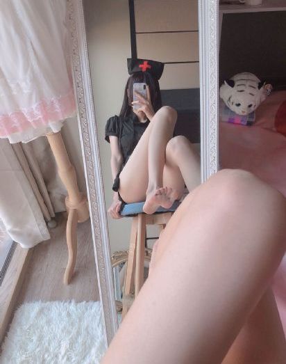 亚洲白袜在线_BD国语手机在线看