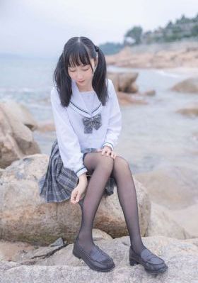 爽到下面喷水的视频免费_4K手机免费观看完整